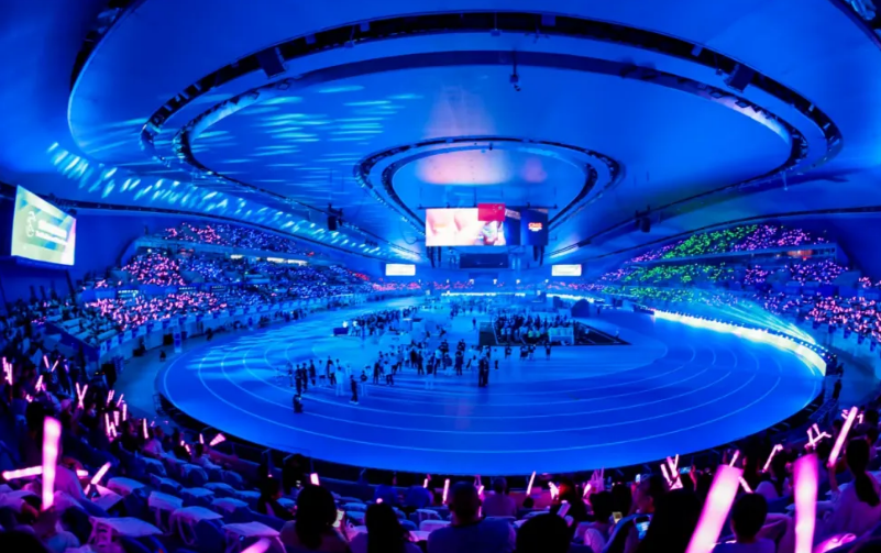 天下人形机械人运动会开幕！！！Ag亚洲集团以硬核科技全方位赋能