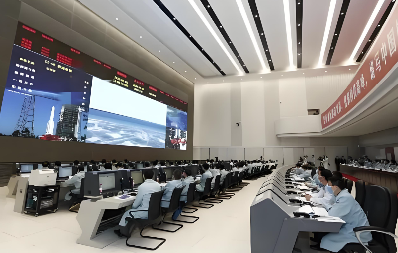 LED显示屏，，照亮航空航天的新视野